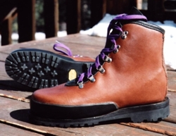 Custom made hiking boots, Mountain Hiking Mold, Mountain Footwear